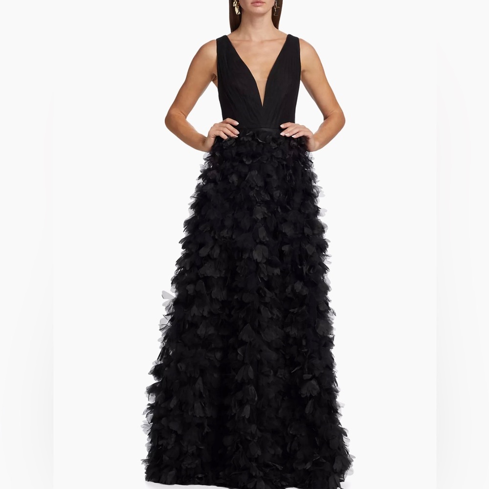 Marchesa Notte Pleated Appliqué Gown 🖤